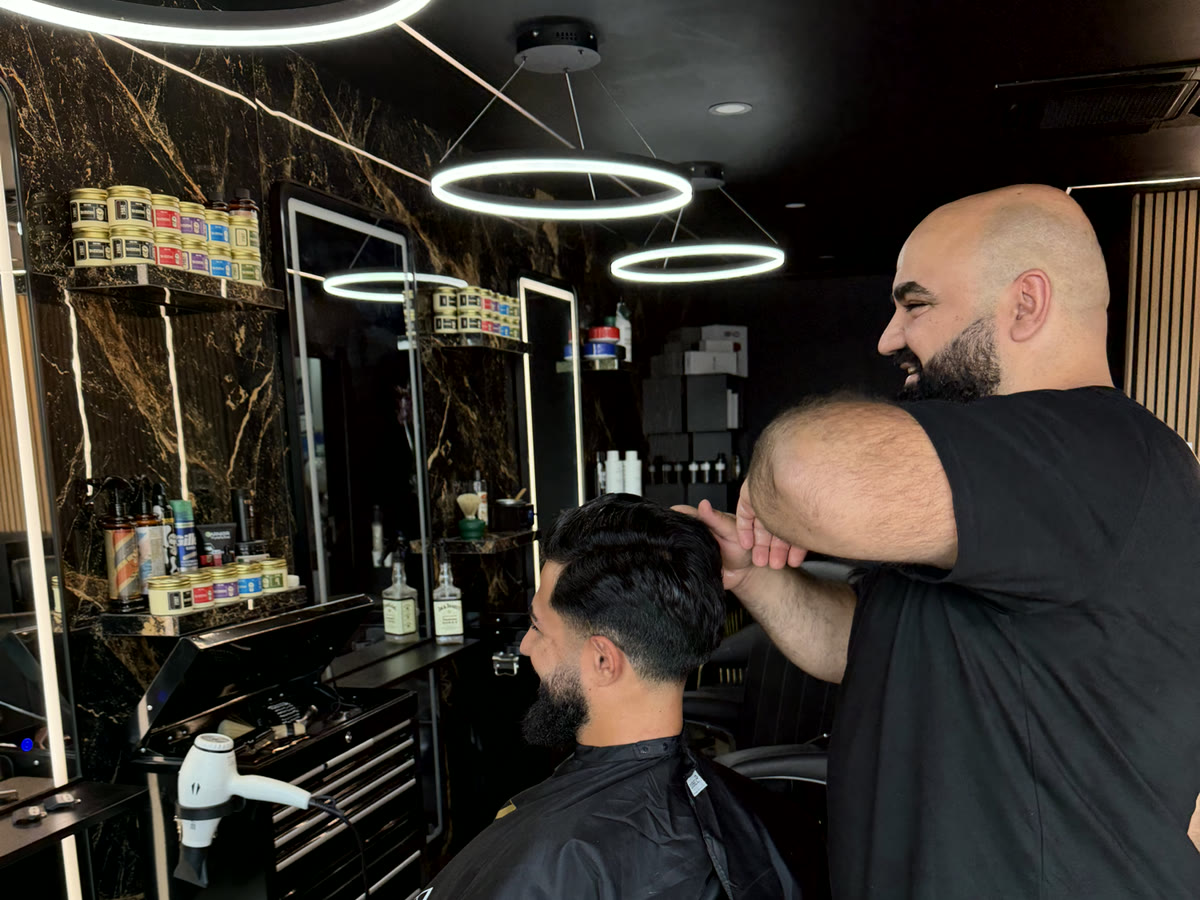 Barberbehandeling bij Zeyza Hairlounge